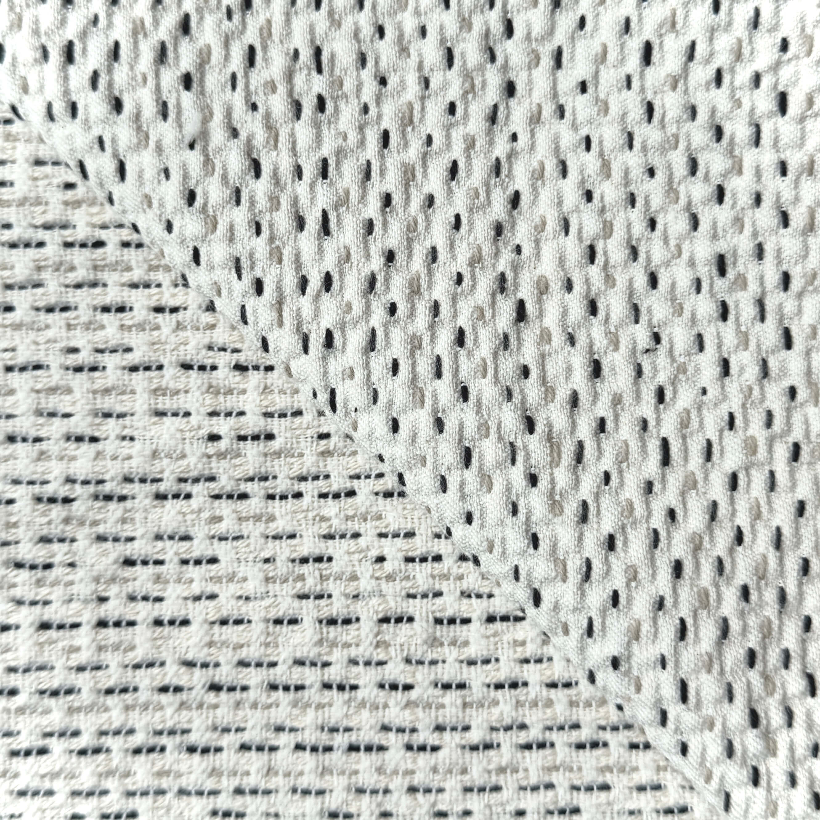 Woven Cotton / Red Celestine
