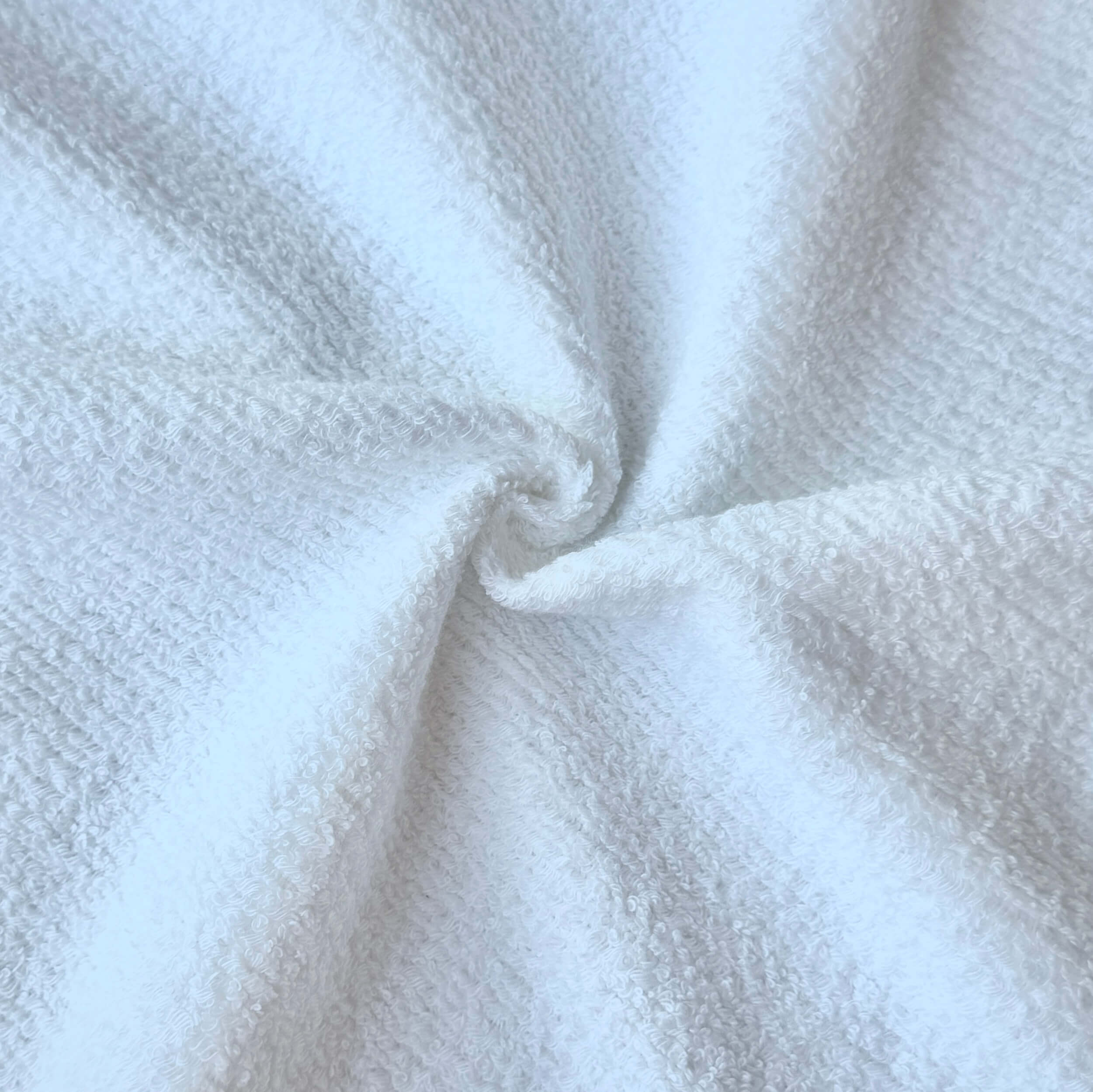 Coupon 1.8 m - Nid éponge / Blanc