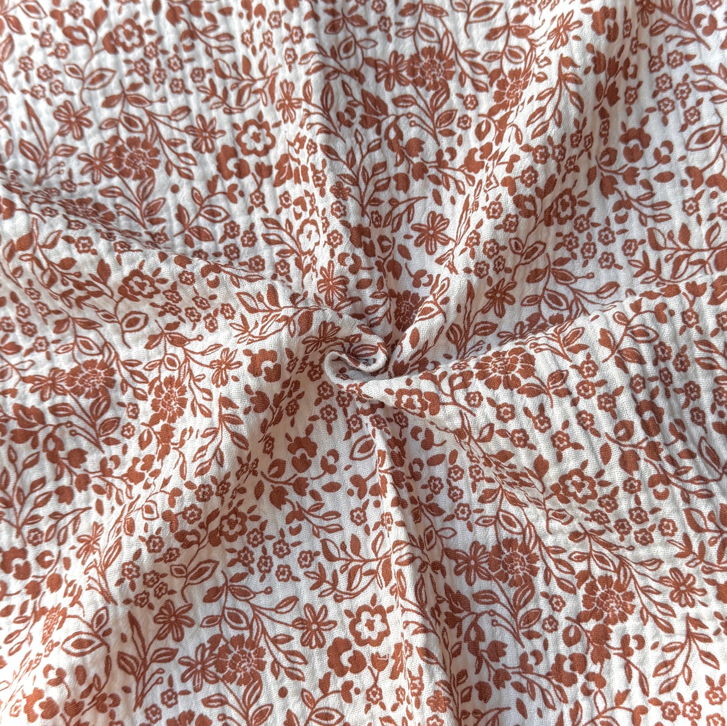 Double Gaze / Caramel Flowers