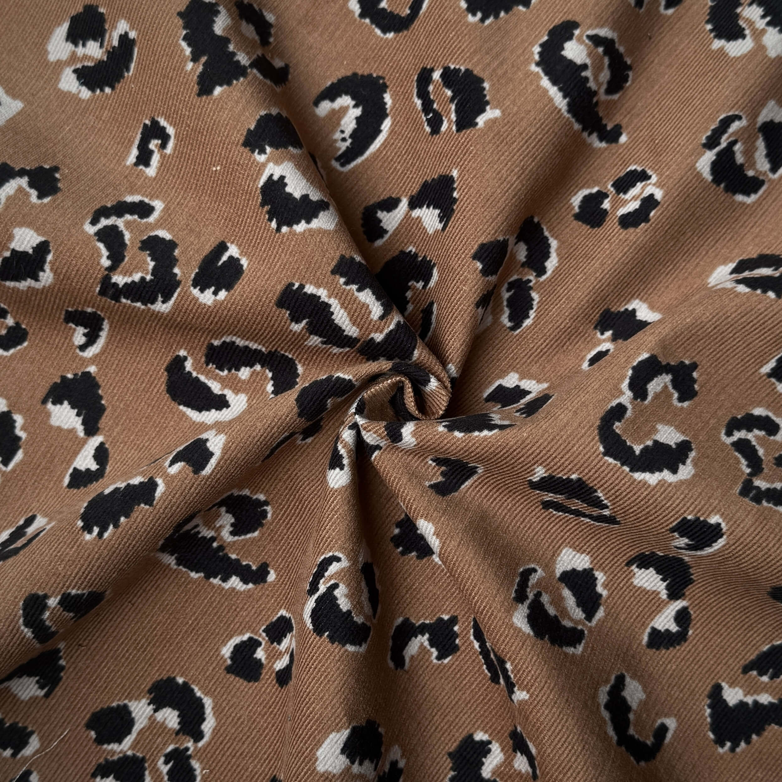 Velours Côtelé 1000 Raies / Fauve Marron