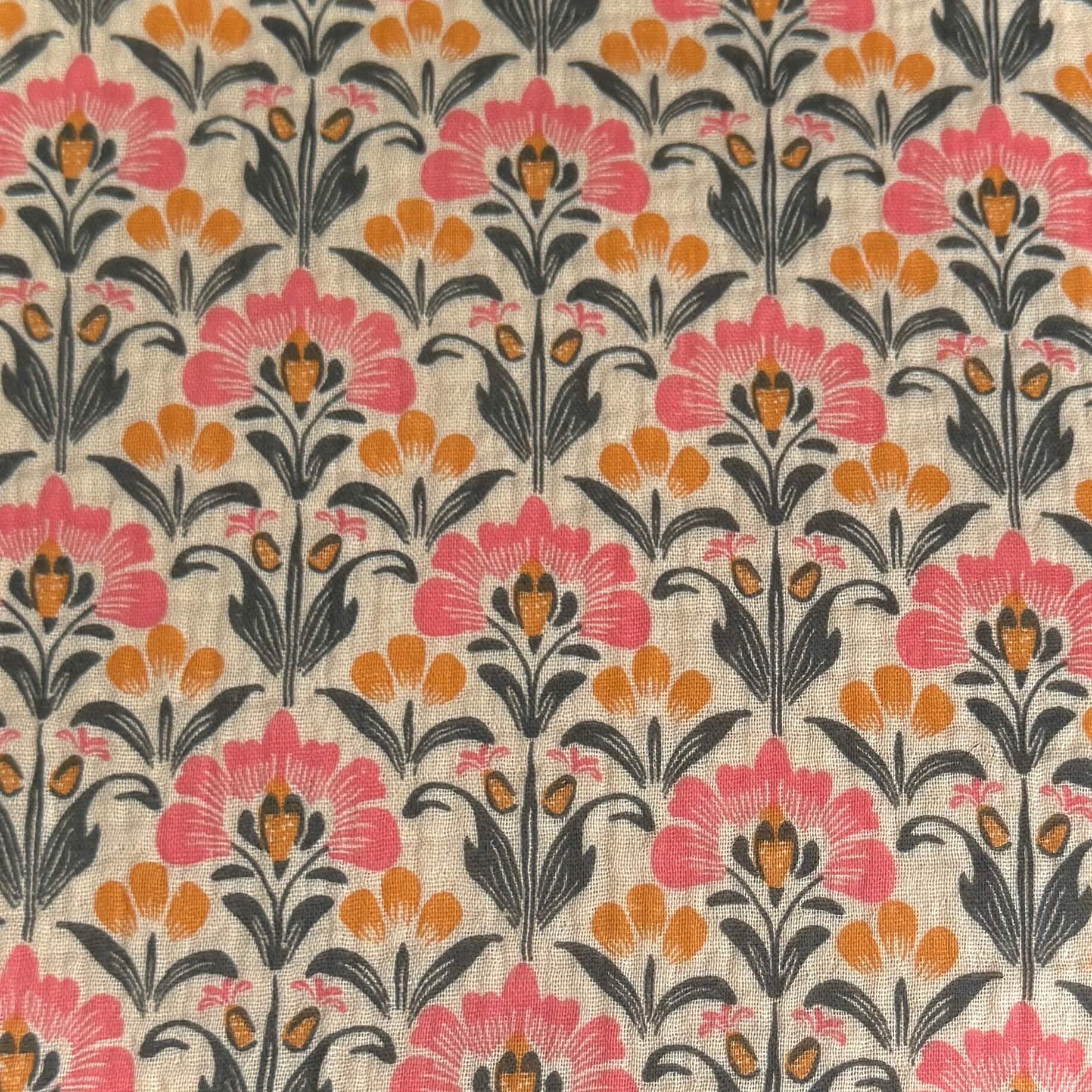 Double Gaze / Salima