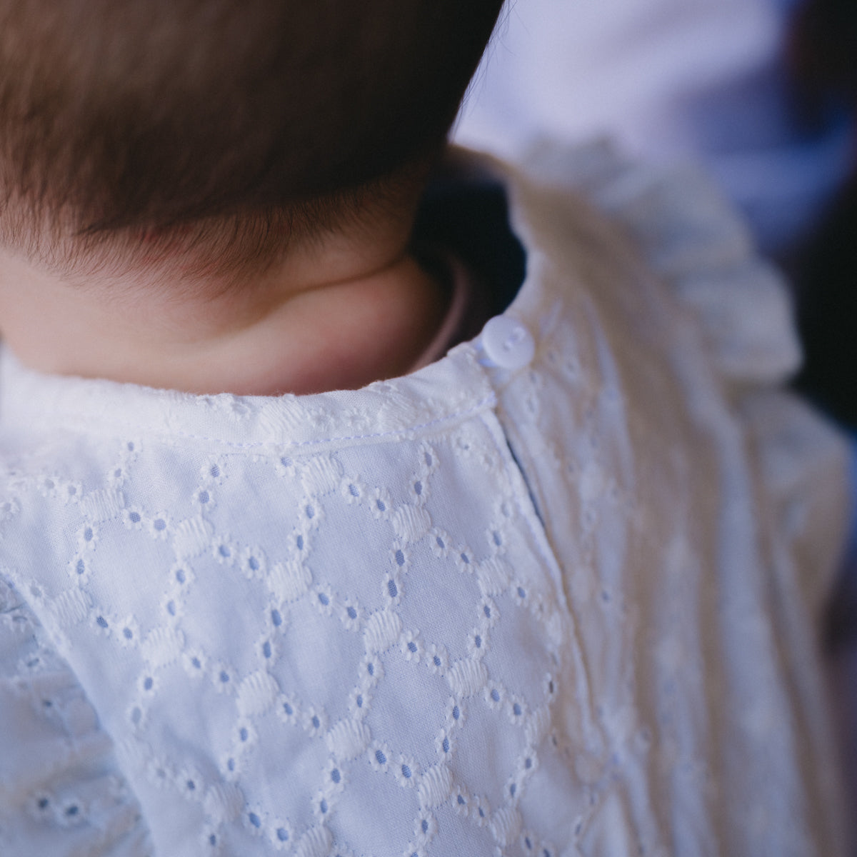 Patron de Couture - Ikatee / Plastron, pull sans manches et bavoir bébé Adélaïde