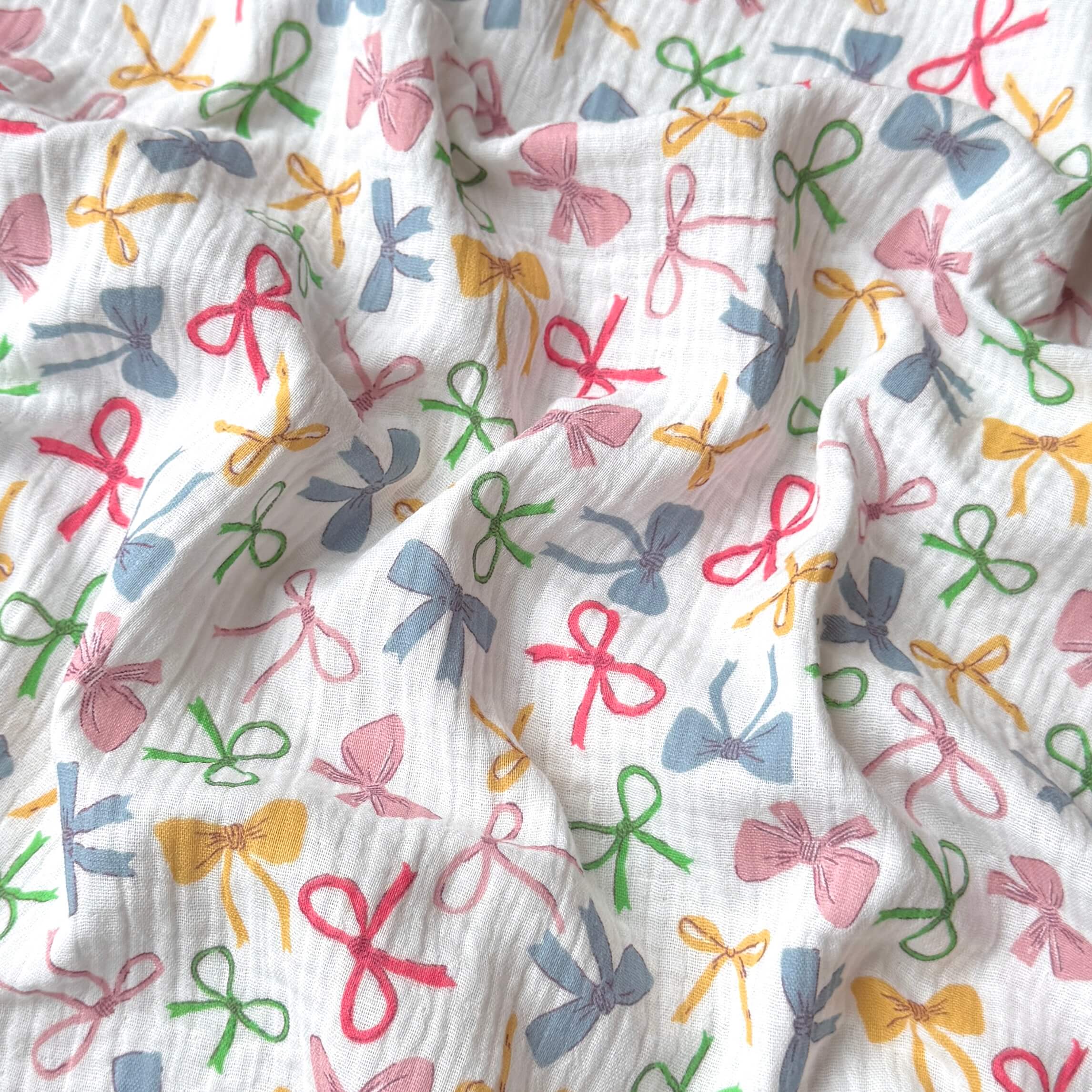 Double Gauze / Ladybugs
