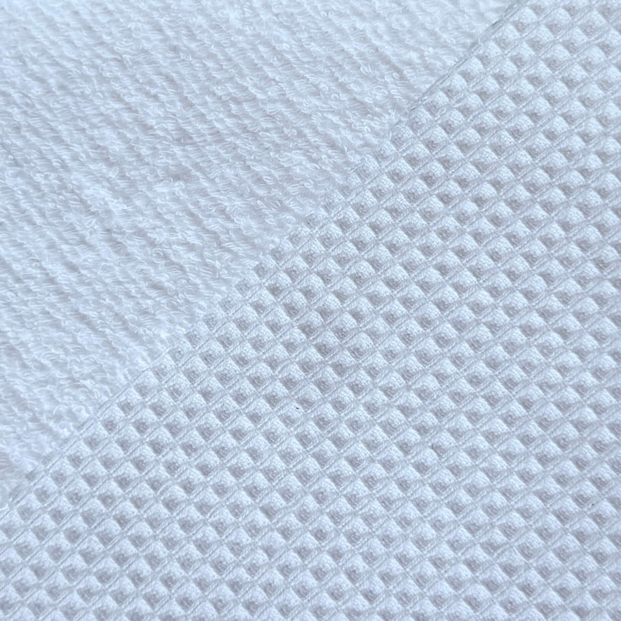 Coupon 1.8 m - Nid éponge / Blanc
