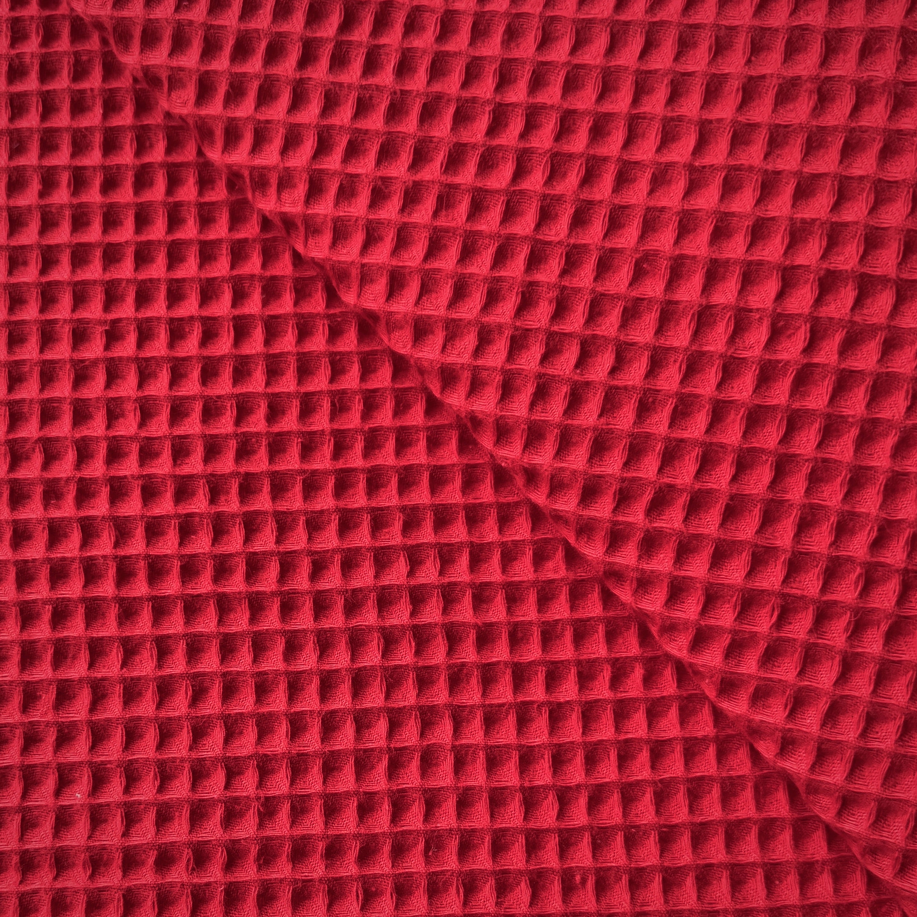 Honeycomb / Red
